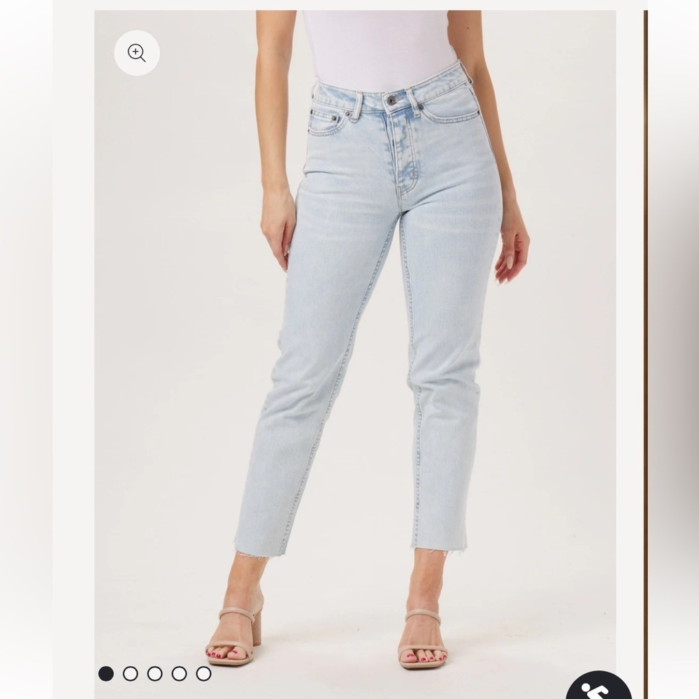 The Normal Brand High Rise Ankle Skimmer Light Wash Jean EUC Sz 28 Button Fly